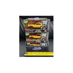 JADA AUTO BUMBLE BEE IN DISPLAY DA 6 PZ